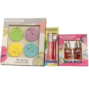 Blossom Bundle: aromatherapy steamers, Lip Gloss, & Eye Serum and Face Oil NWT